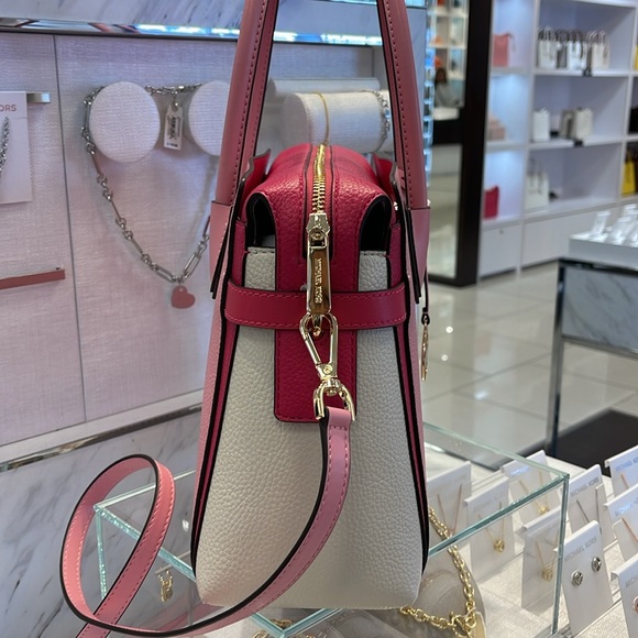 MICHAEL KORS
Mercer Medium Top Zip Color-Block Belted Satchel Crossbody Purs
NWT - Picture 5 of 16